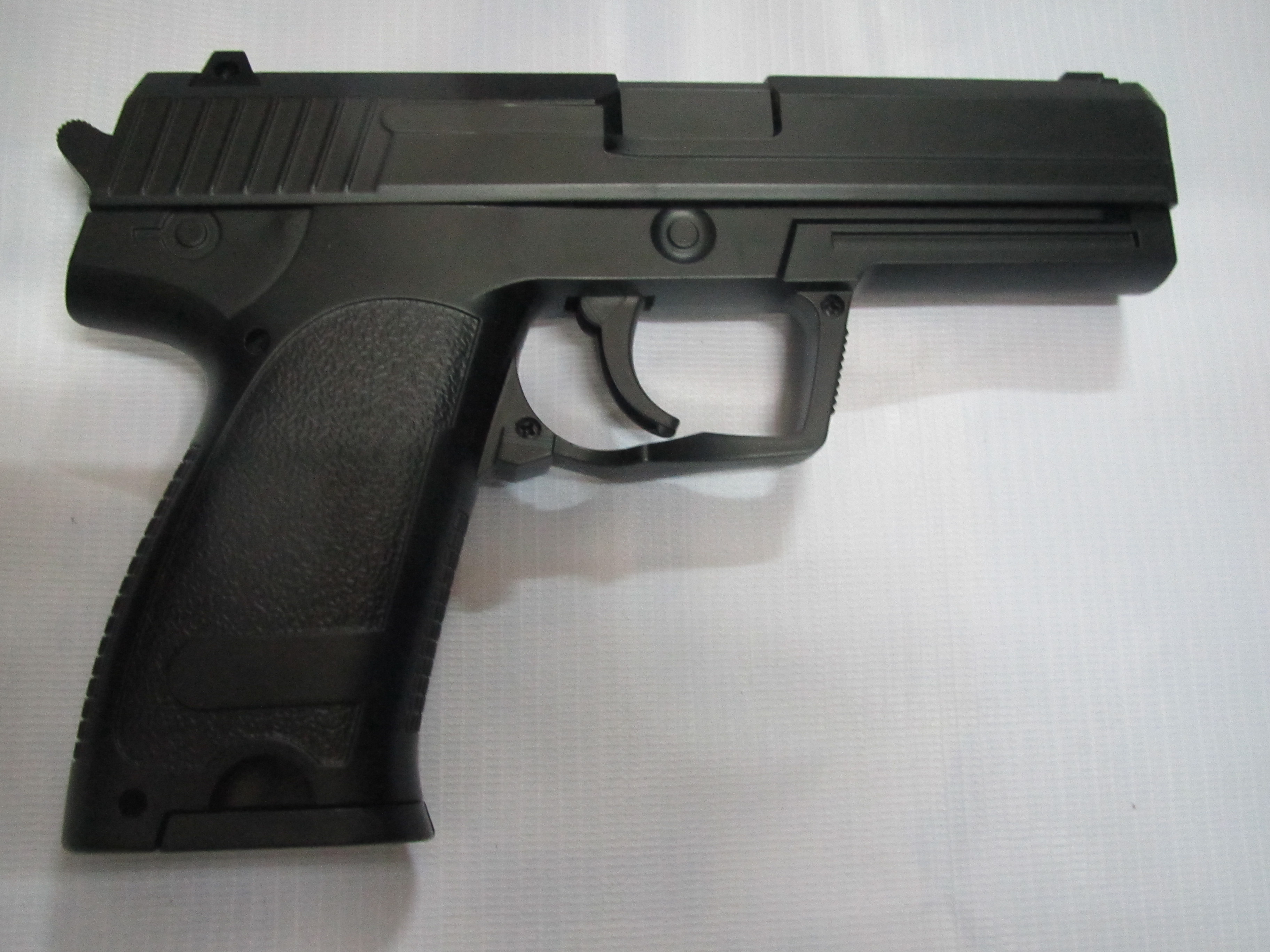 ปืนสั้นอัดลม ชักยิง