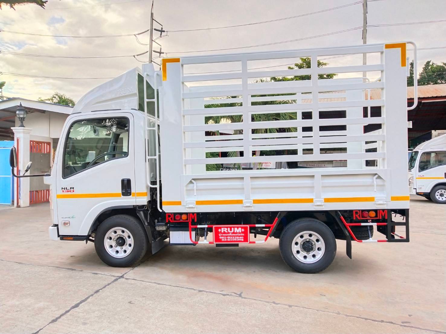 ISUZU NLR Euro 5 Max (ช่วงยาว 3 เมตร) หัวแชสซี (Chassis)