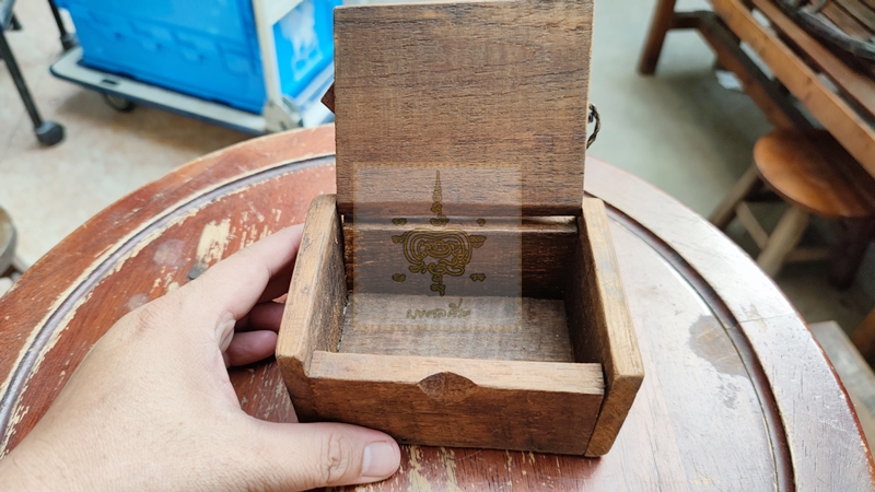 กล่องไม้ แกะสลักรูปช้าง