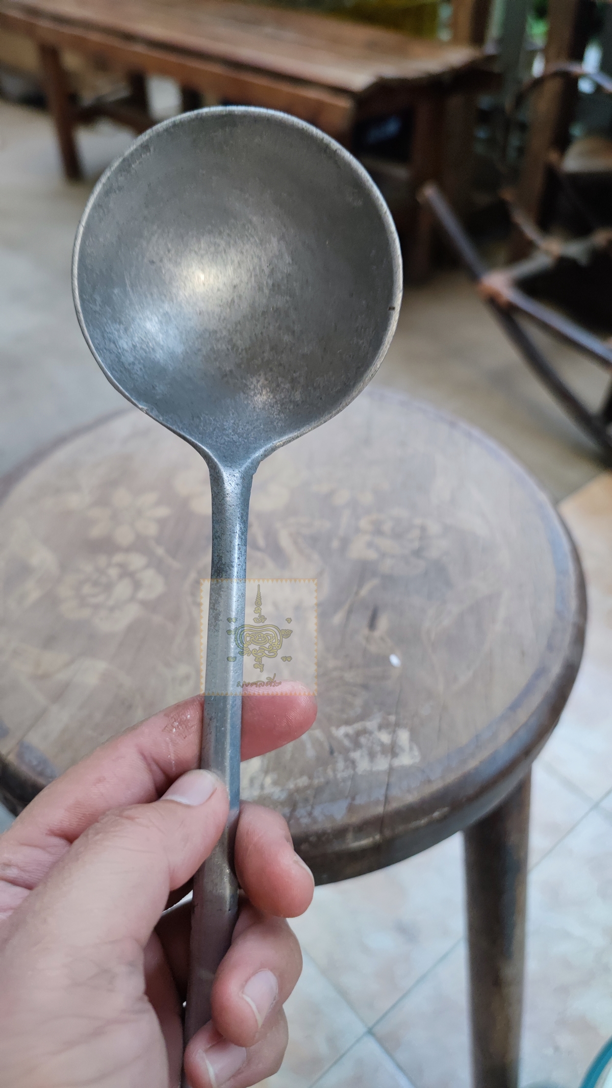 กระบวยงานอลูมิเนียมเก่า 3 อัน