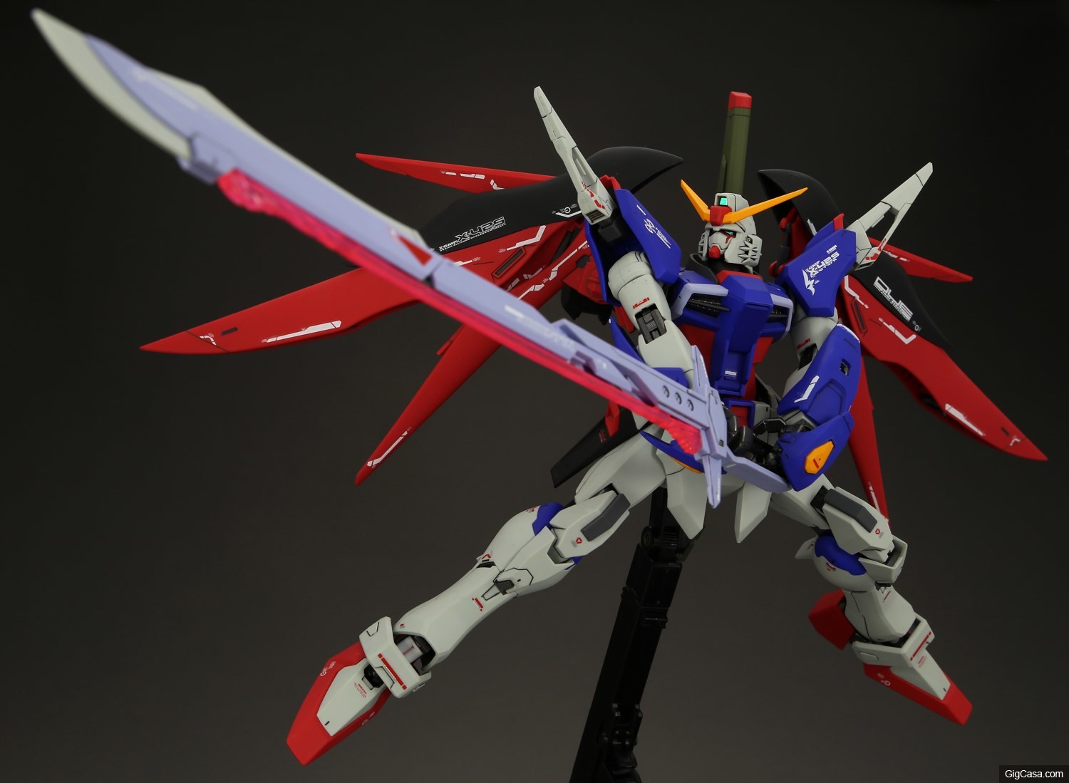 MG 1/100 DESTINY GUNDAM | Featured by Gigcasa