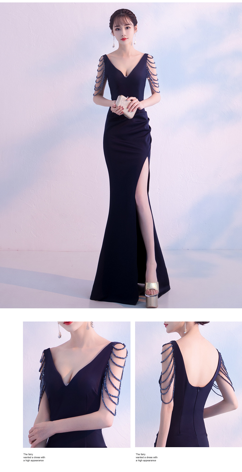 ชุดราตรียาวสีน้ำเงินกรมท่า แขนแต่งลูกปัด กระโปรงยาวทรงหางปลา แนวเรียบหรู สวยดูแพง ใส่ออกงานราตรี งานแต่งงานกลางคืน ชุดงานประกวด งานรับรางวัล