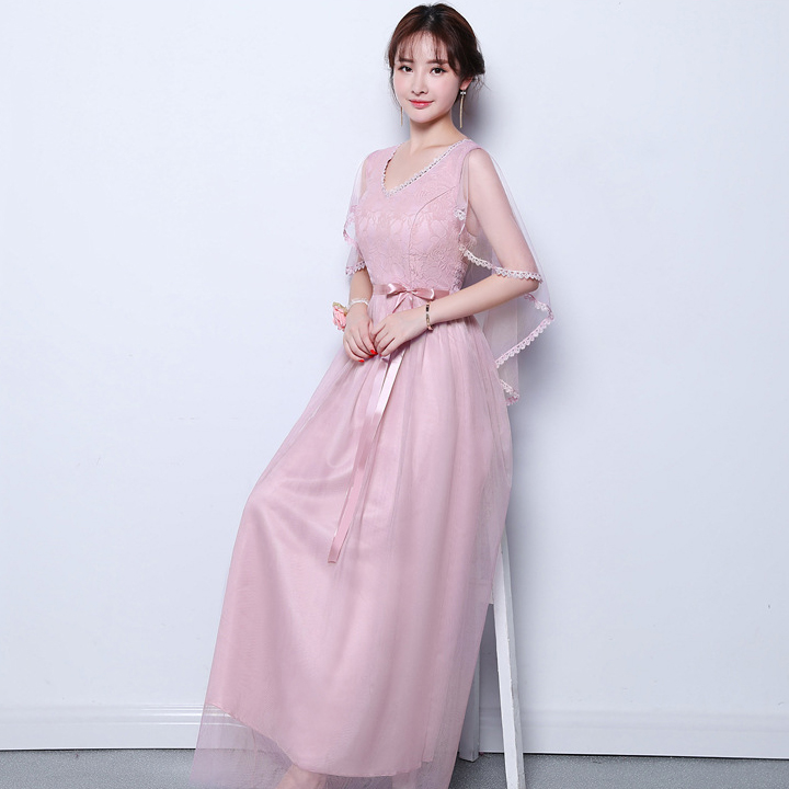 ชุดราตรียาวสีชมพู แขนระบายปีกค้างคาว กระโปรงยาวทรงบาน