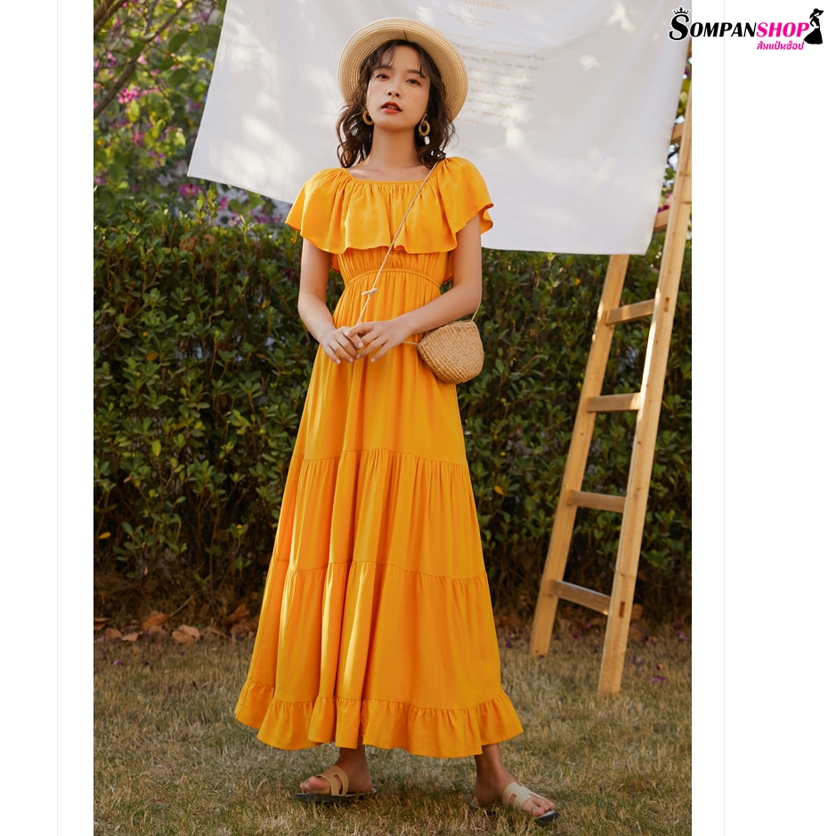 แม็กซี่เดรสยาวเปิดไหล่สีเหลือง กระโปรงยาวทรงบาน แฟชั่นชุดไปทะเล ชุดเที่ยวทะเล ชุดใส่เดินเล่นถ่ายรูปริมชายหาดสวยๆ