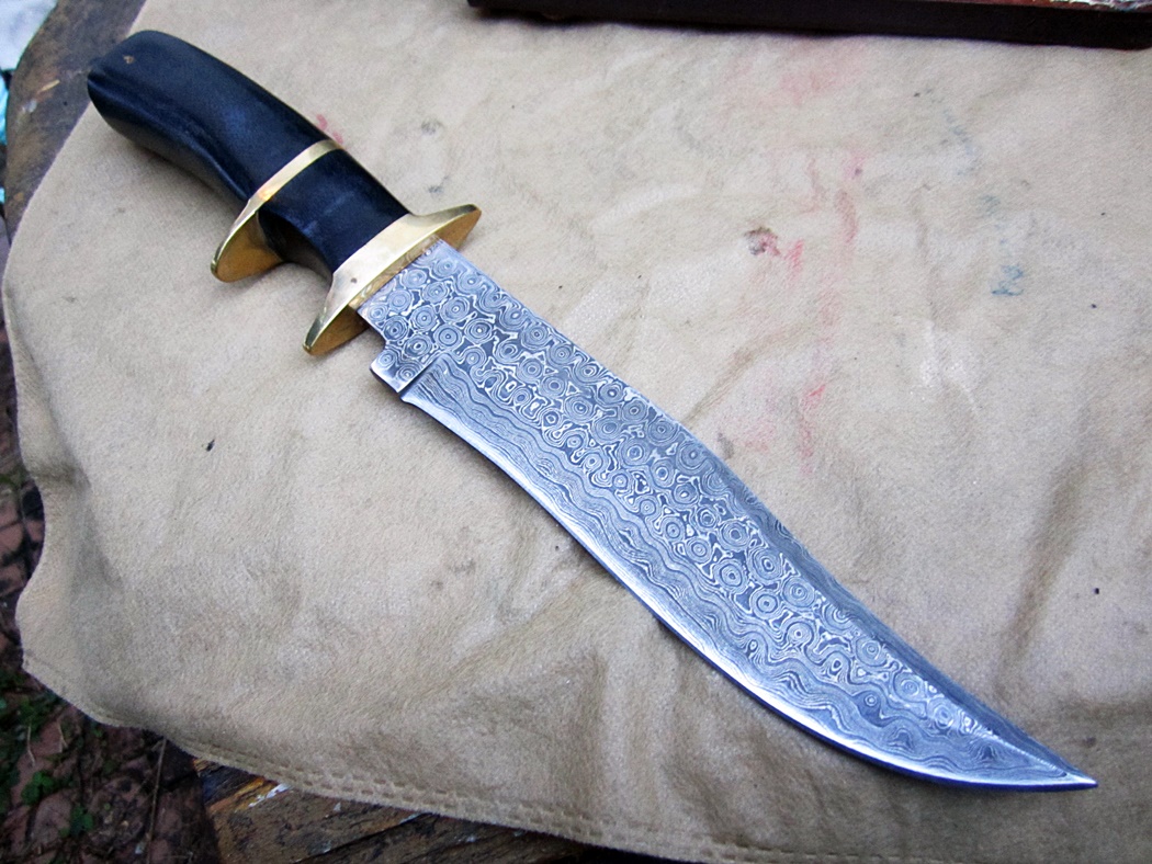 มีดพก damascus steel KNIFE
