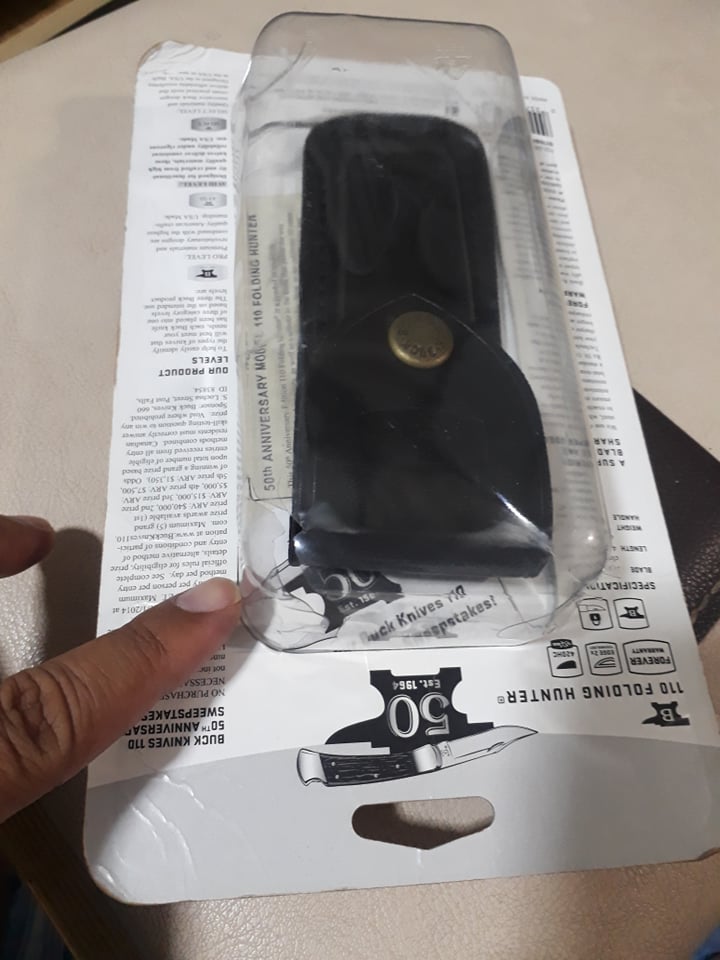 มีดBuck 110 50th Anniversary Dymondwood Folding Hunter Knife 0110BRS