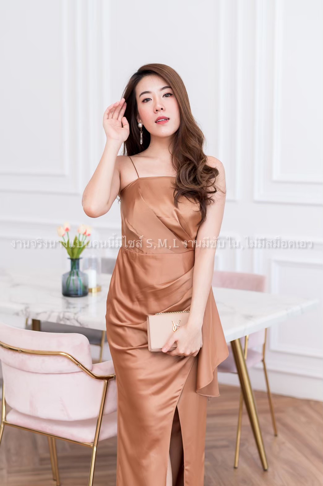 ชุดราตรี ชุดออกงาน ชุดไปงานแต่งงานสีทอง เดรสยาวออกงานสายเดี่ยวเอวระบาย