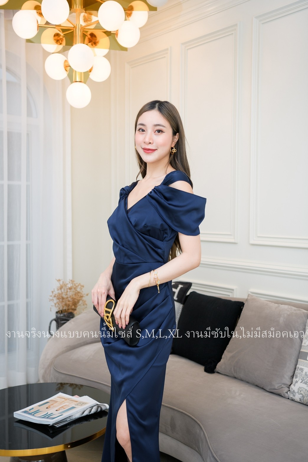 ชุดไปงานแต่งงานสีกรมท่า เดรสยาวปิดไหล่ แนวเรียบหรู สวยหรูดูแพง ชุดราตรี ชุดออกงาน ชุดไปงาน ชุดเพื่อนเจ้าสาว