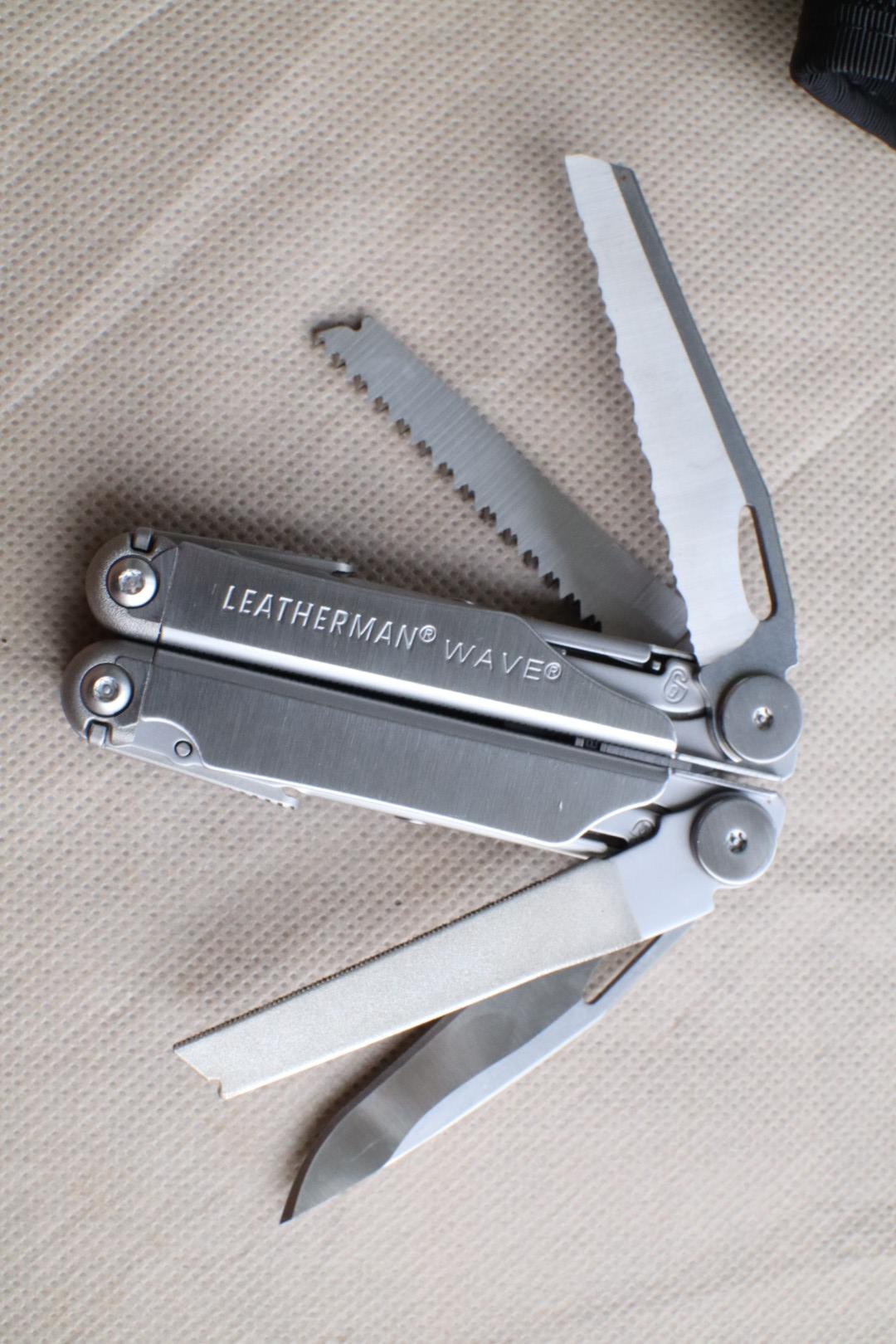 คีมLEATHERMAN WAVE Multi-Tool, (มือ 2 สภาพดี)