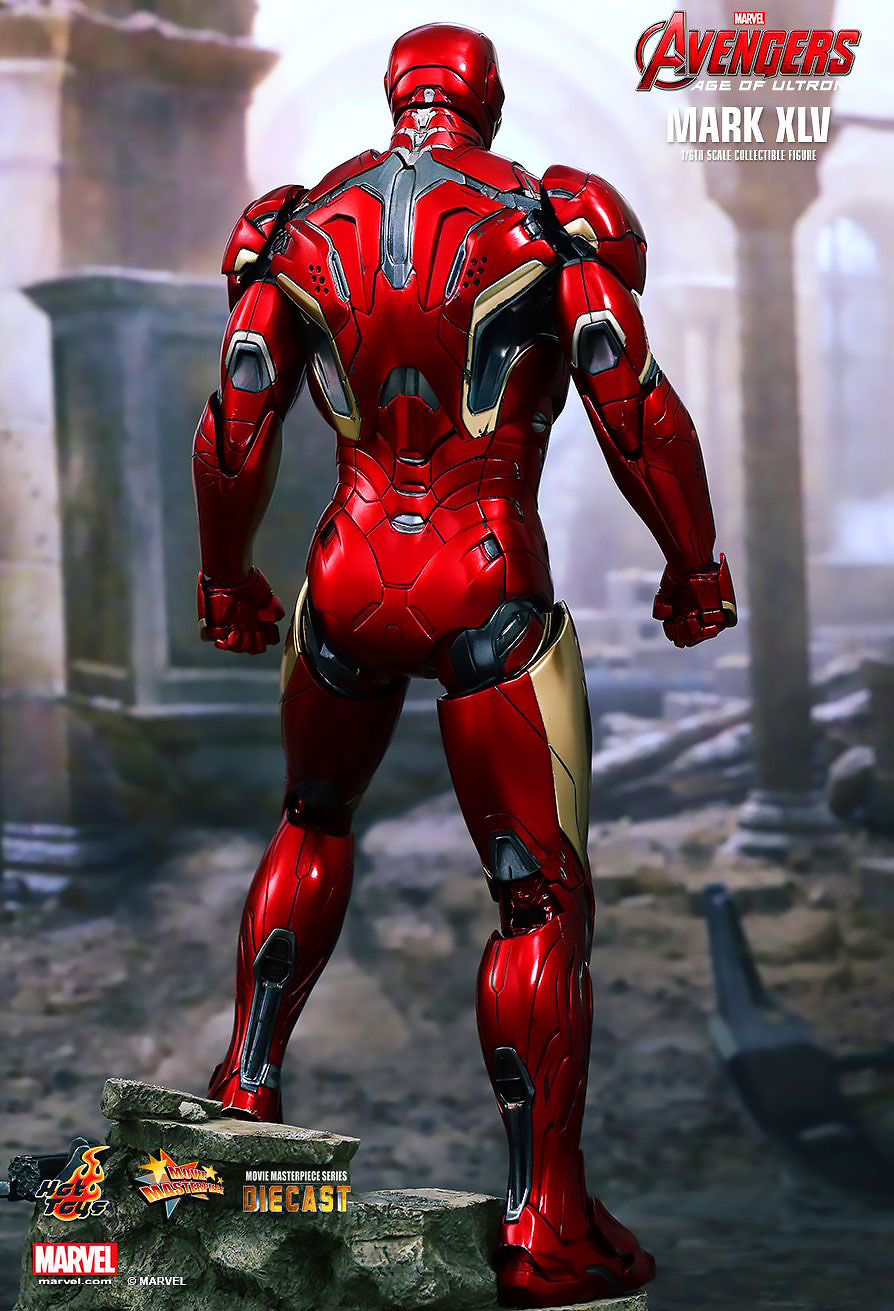 HOT TOYS 1/6 IRON MAN MARK XLV (DIECAST) ไอรอนแมน Mark 45