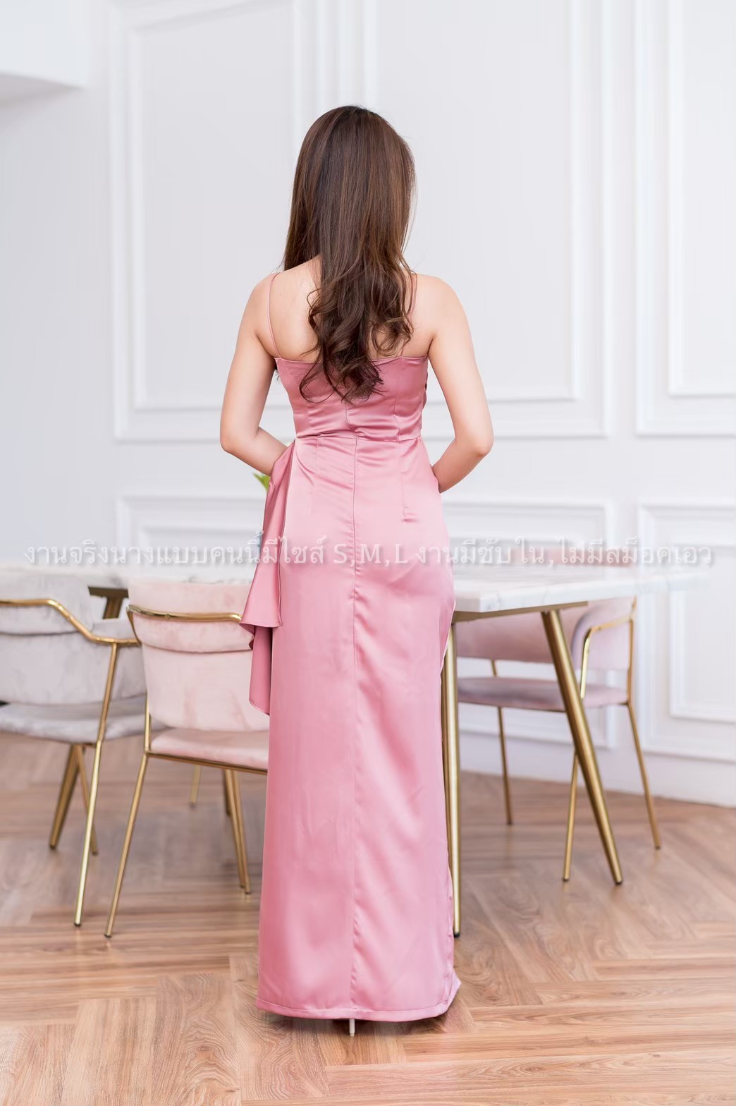 ชุดราตรี ชุดออกงาน ชุดไปงานแต่งงานสีชมพู เดรสยาวออกงานสายเดี่ยวเอวระบายสวยๆ แนวเรียบหรู