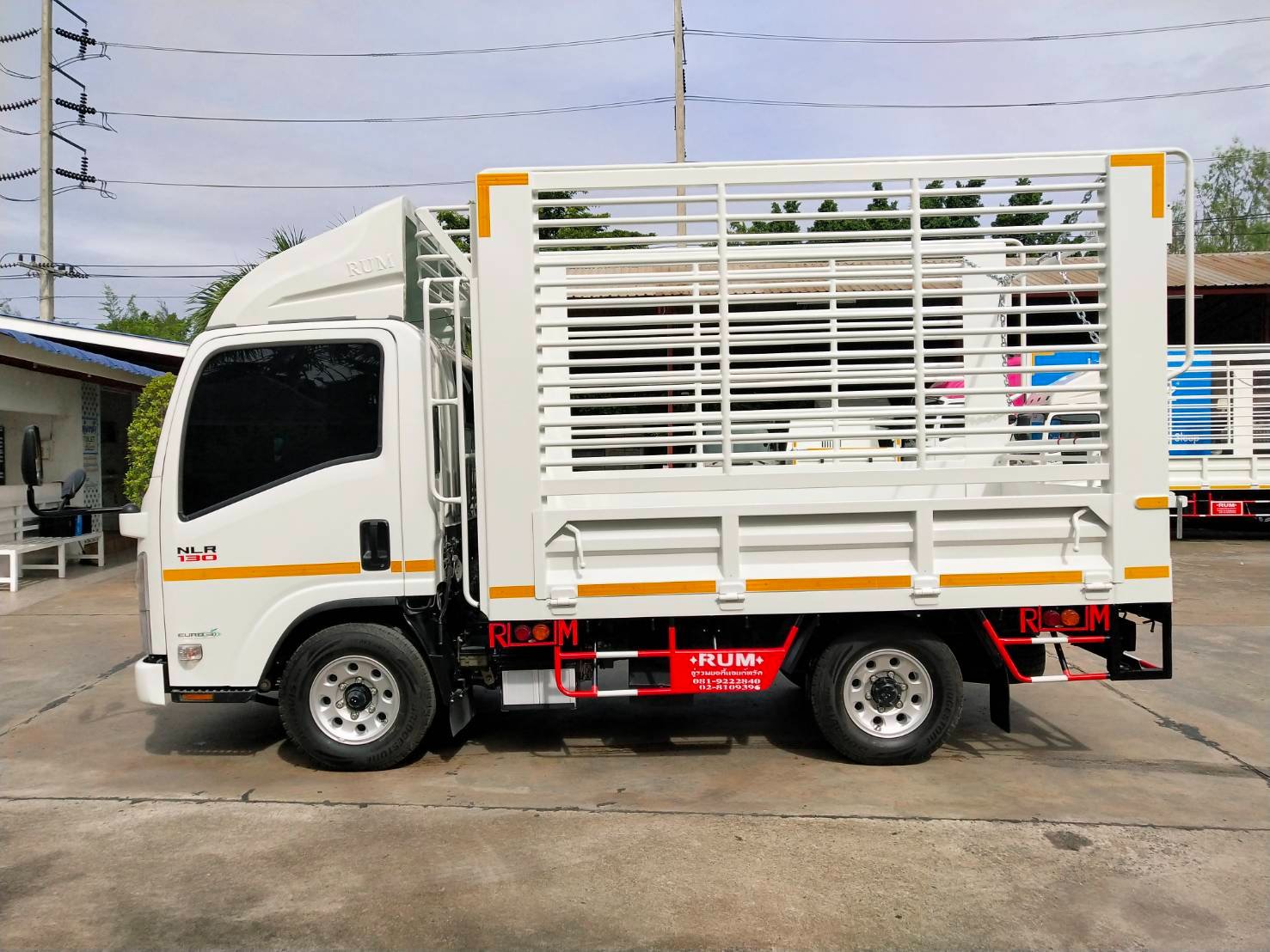 ISUZU NLR Smoother Euro 5 Max (ช่วงยาว 3 เมตร) หัวแชสซี (Chassis)