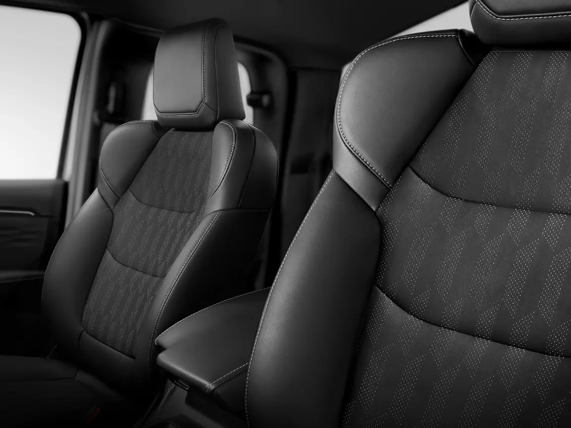 usp-2-doors-mobile-interior-cool-max-seat