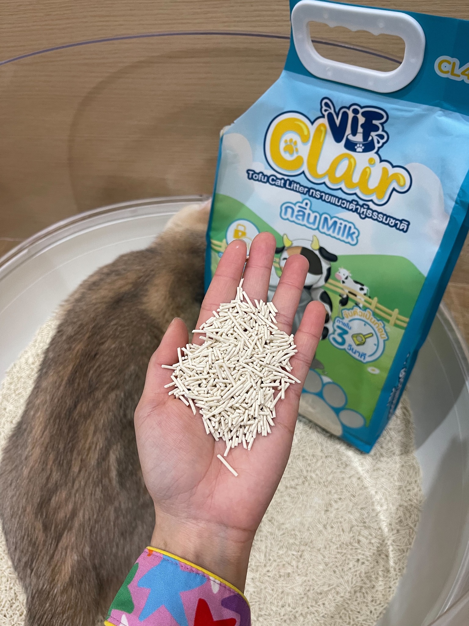 Vif Clair วิฟ ทรายแมวเต้าหู้เกรดพรีเมียม ผลิตจากวัตถุดิบธรรมชาติ ขนาด 6 ลิตร