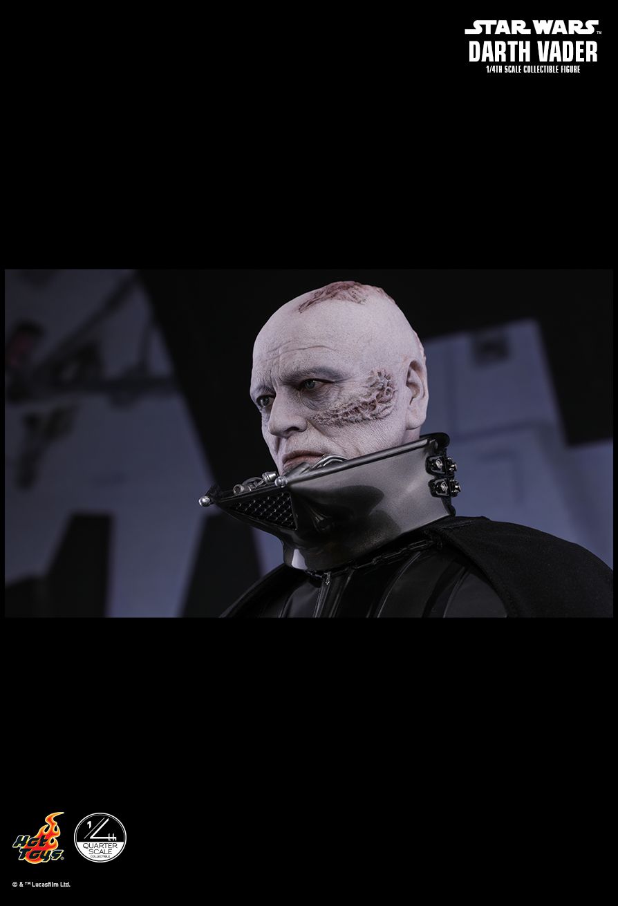 HOT TOYS 1/4 DARTH VADER ดาร์ธ เวดอร์ HOT TOYS 1/4 DARTH VADER ดาร์ธ เวดอร์