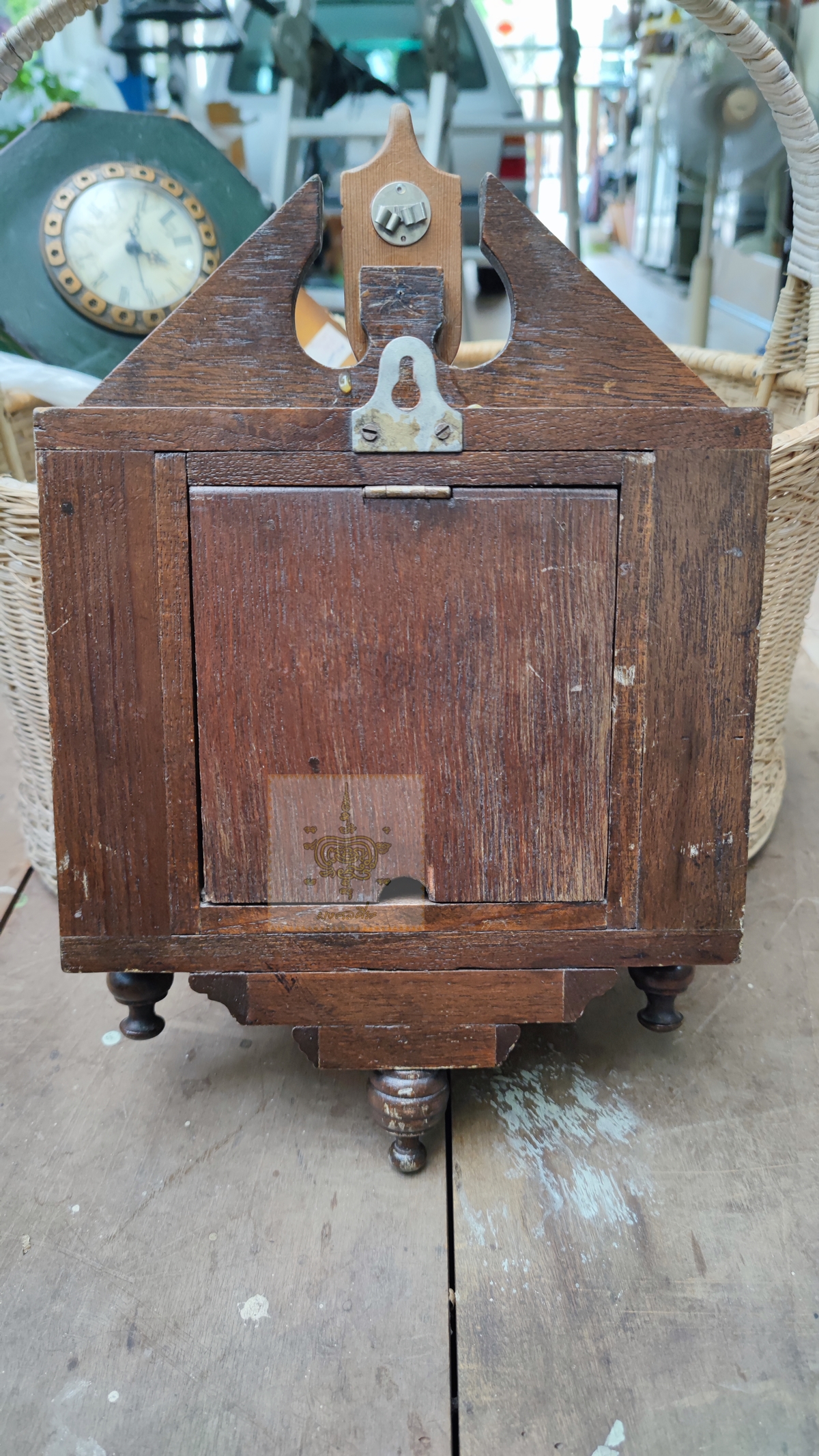 นาฬิกาไม้ แขวนผนัง camelot