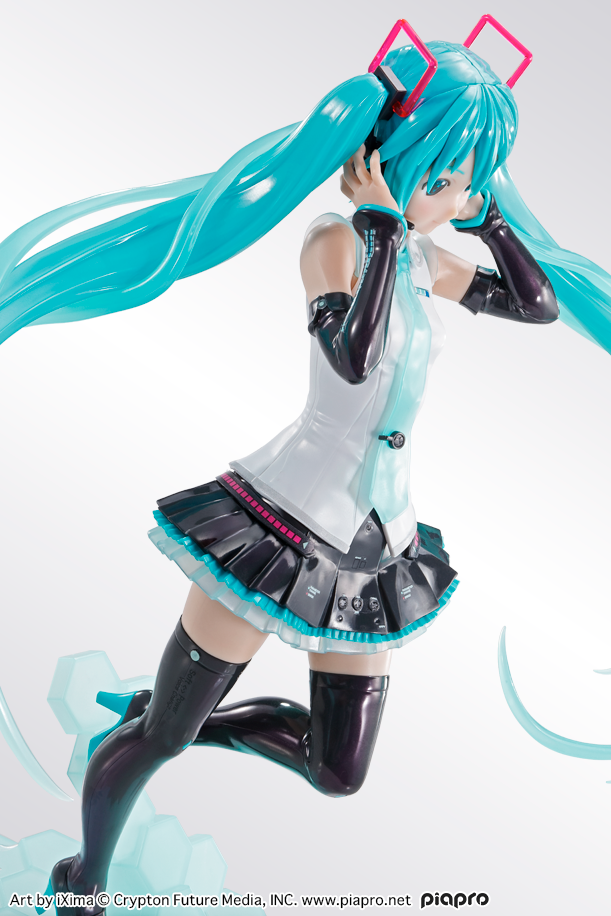 Figure-Rise Labo HATSUNE MIKU V4X ฮะสึเนะ มิกุ