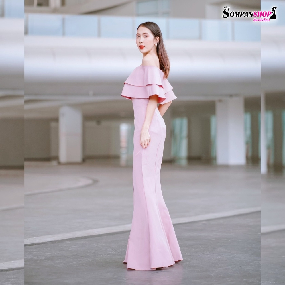ชุดราตรี ชุดออกงาน ชุดไปงานแต่งงานสีชมพู เดรสยาวทรงเปิดไหล่แต่งระบาย แนวเรียบหรู สวยหรูดูแพง