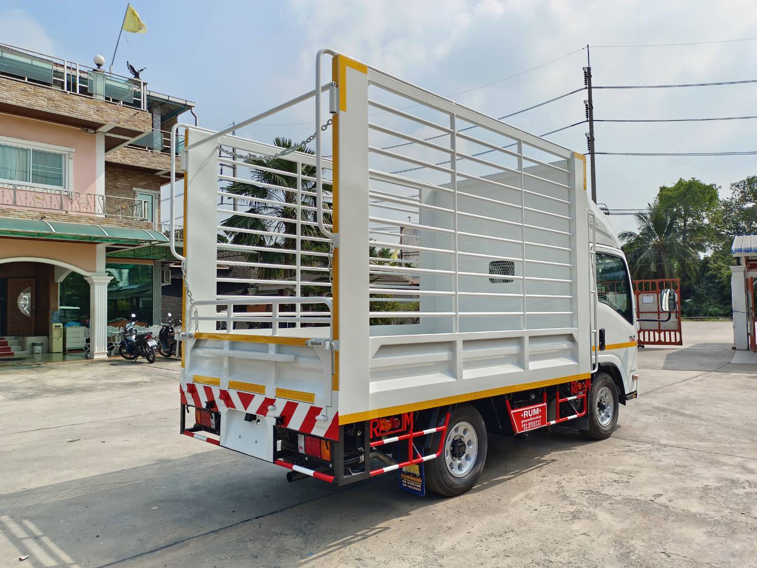 ISUZU NLR Euro 5 Max (ช่วงยาว 3 เมตร) หัวแชสซี (Chassis)