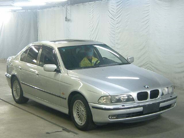 BMW 528i E39 ปี 2000 ไมล์ 98,000 km