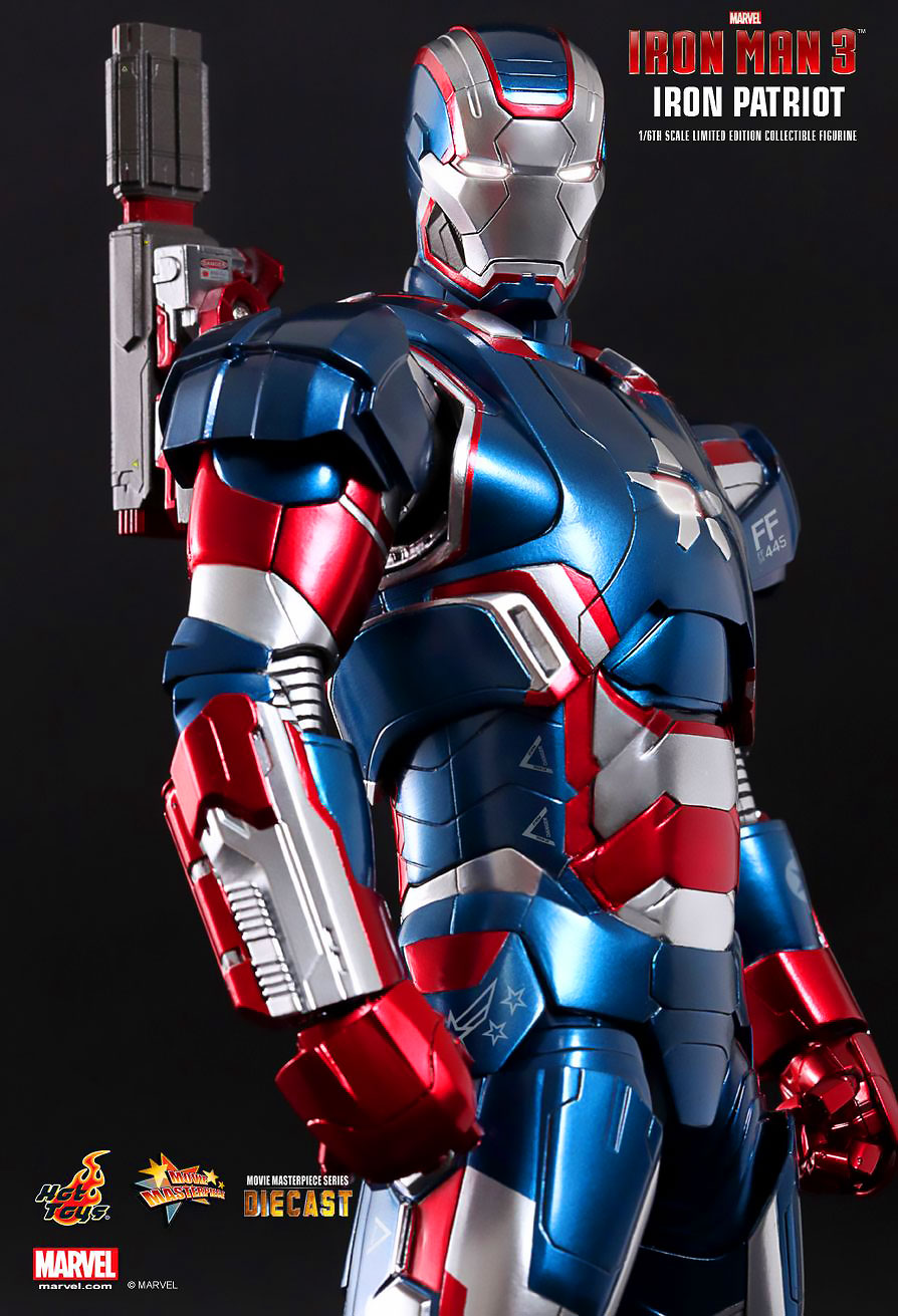 HOT TOYS 1/6 IRON PATRIOT (DIECAST) ไอรอน แพทริออท