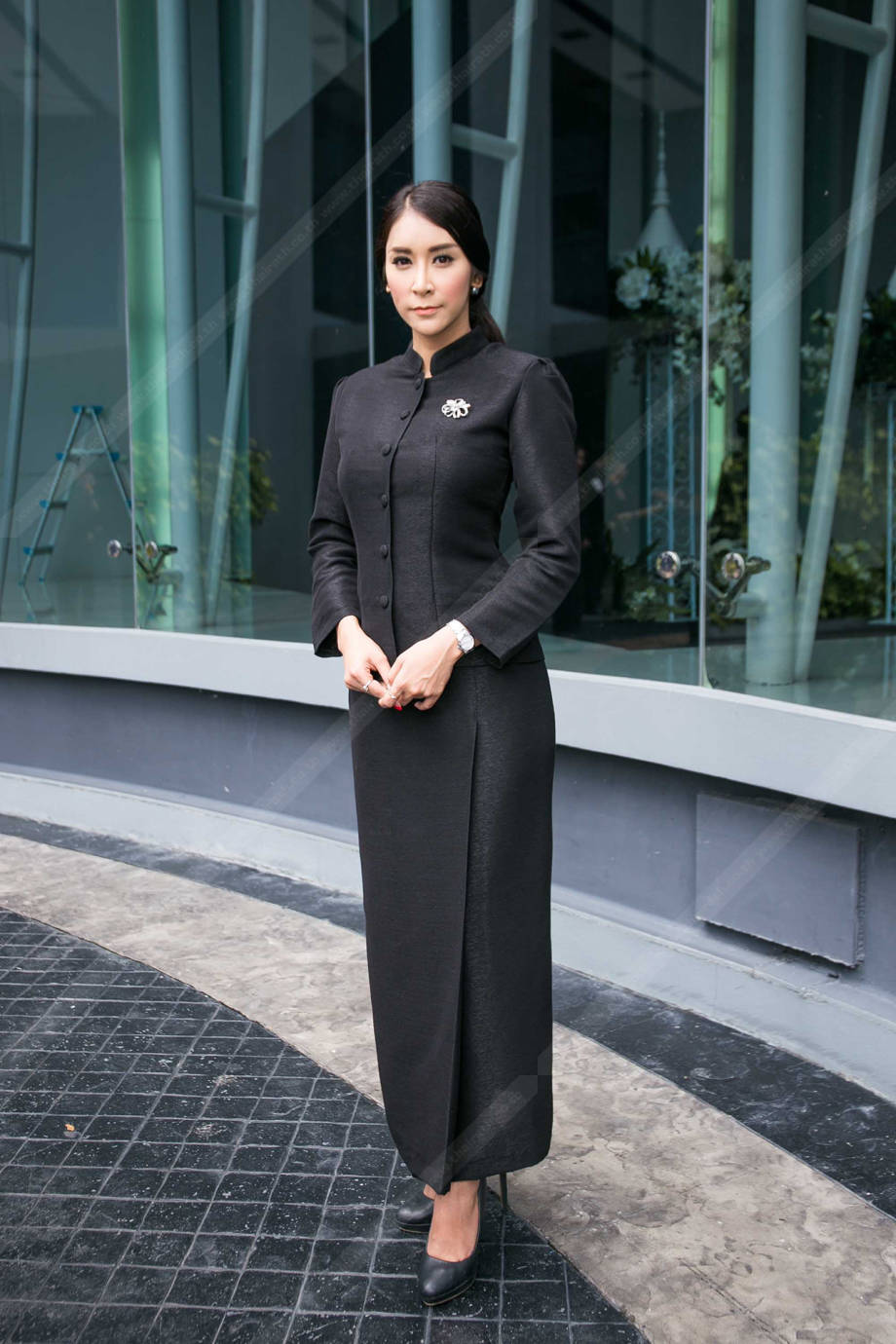 ชุดไทยจิตรลดาสีดำ