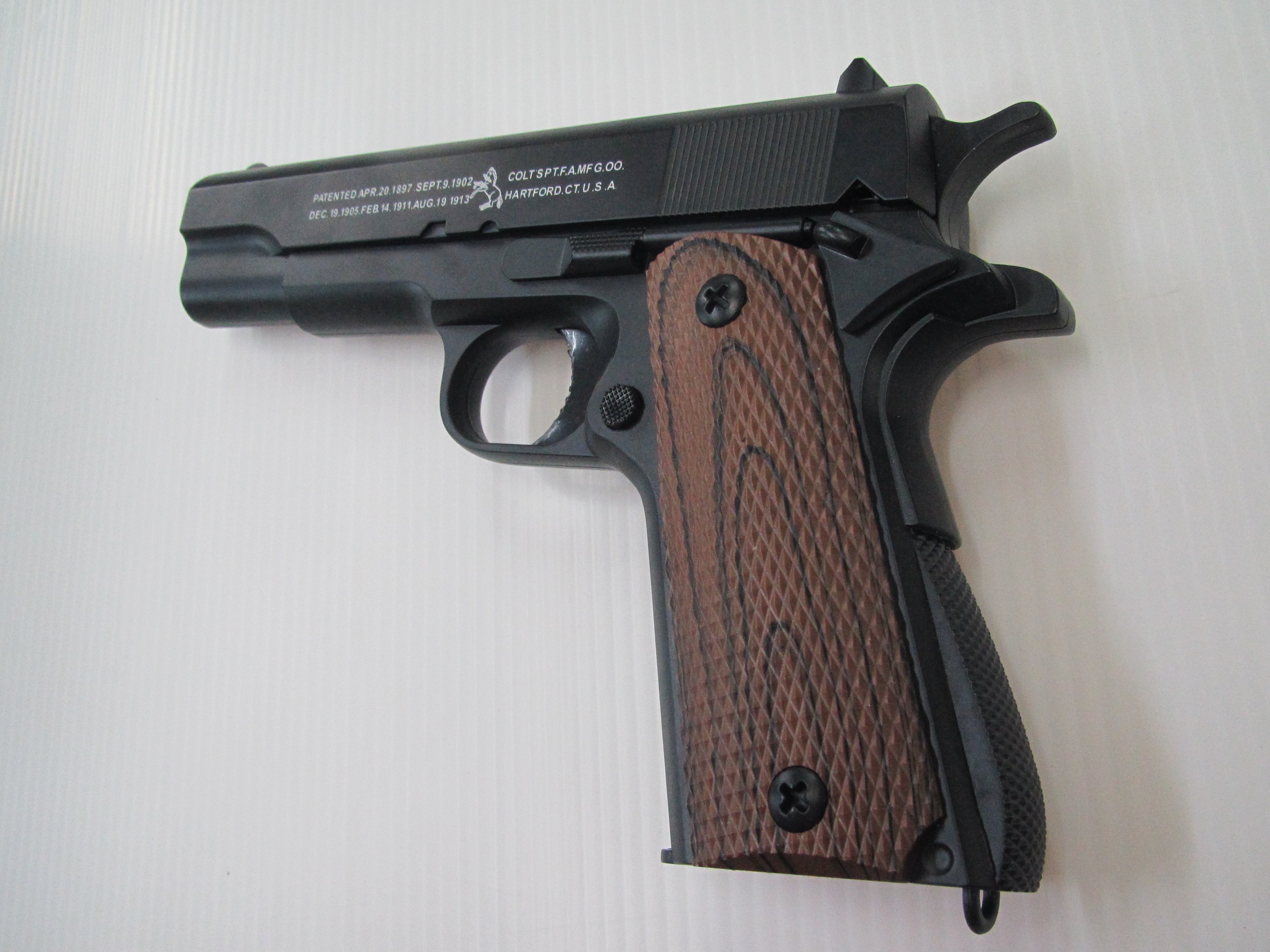 ปืนอัดลม ระบบชักยิงทีละนัด