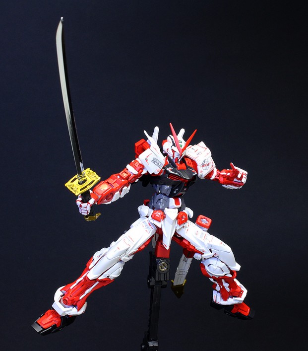 RG 1/144 Gundam Astray Red Frame