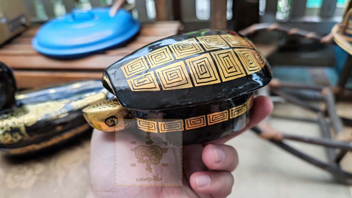 งานลงรักเขียนลายทอง เต่า+เป็ด ตัวใหญ่