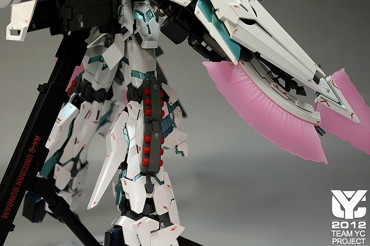 MG 1/100 Unicorn Gundam Full Armor Ver KA