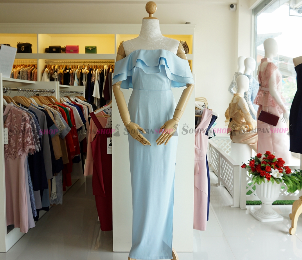 ชุดเดรสออกงานสีฟ้า เปิดไหล่แต่งระบายคล้องแขน