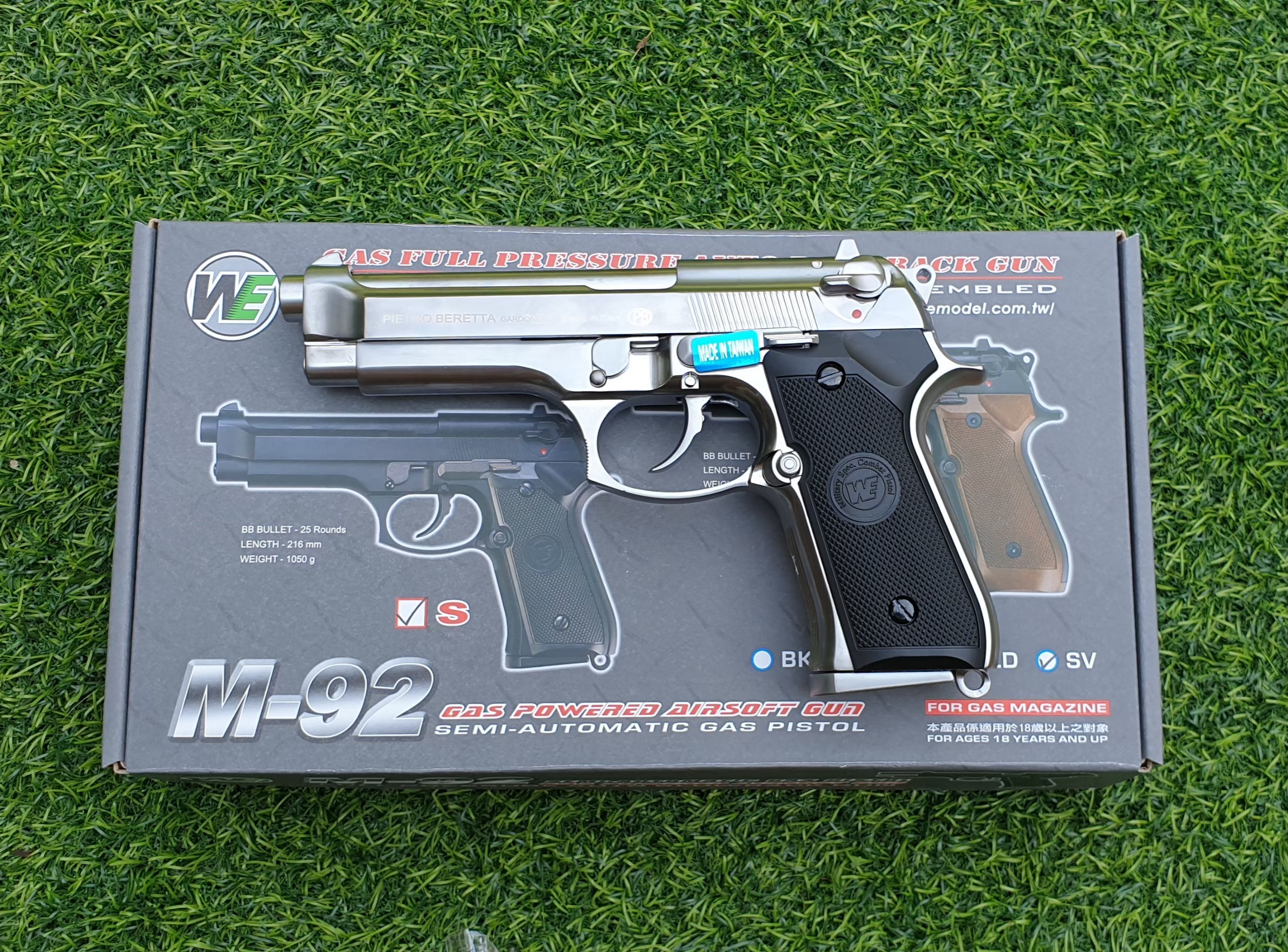 ปืนอัดแก๊ส WE รุ่น Beretta M92 สีเงิน (GAS System)