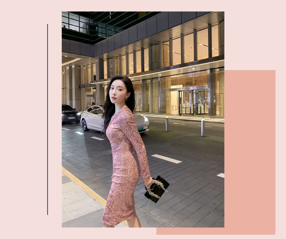 ชุดราตรี ชุดออกงาน ชุดไปงานแต่งสีชมพู ไหล่เฉียง ทรงเข้ารูป ผ้าปักเหลื่อม แนวเรียบหรู สวยดูดี