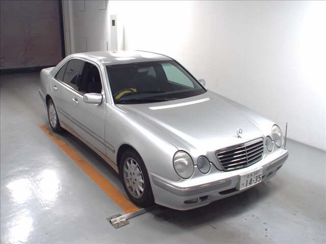 Benz W210 E320 ปึ2001 ไมล์ 100,000km