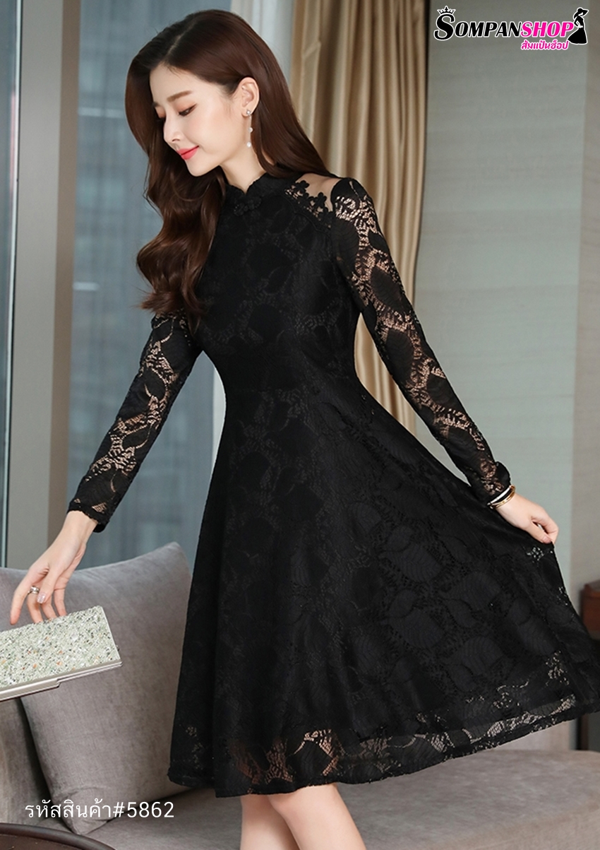 ชุดเดรสลูกไม้สีดำเรียบร้อย สุภาพ คอจีน แขนยาว กระโปรงสั้นคลุมเข่า