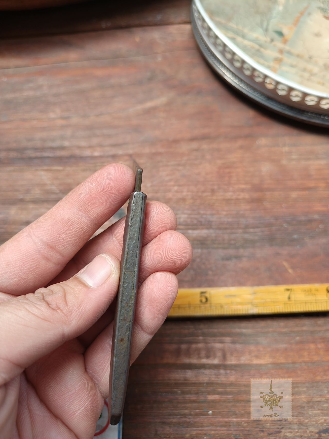 มีดโกนโบราณ สำริด