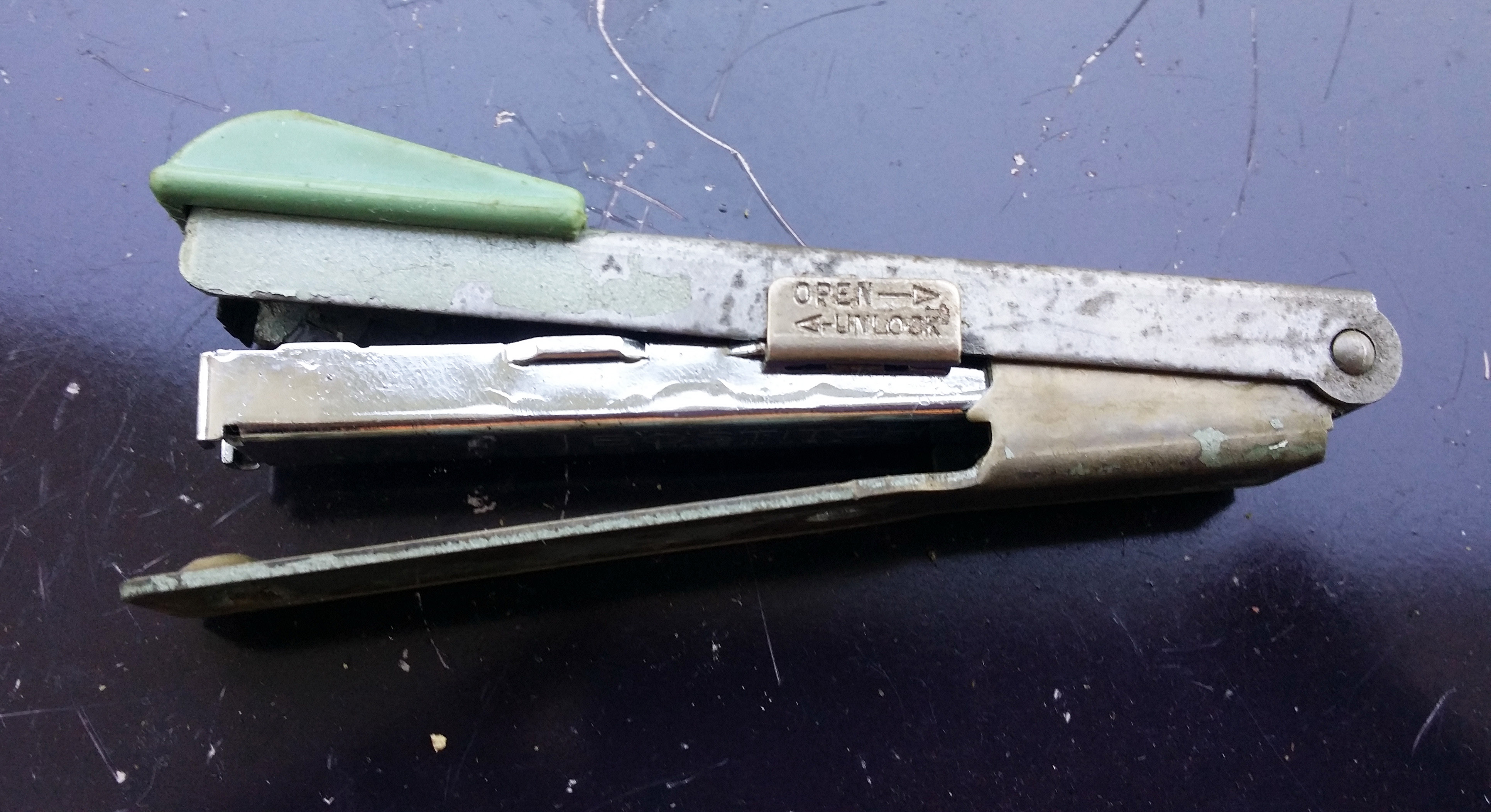 เครื่องเย็บกระดาษ Bostitch Made in USA.