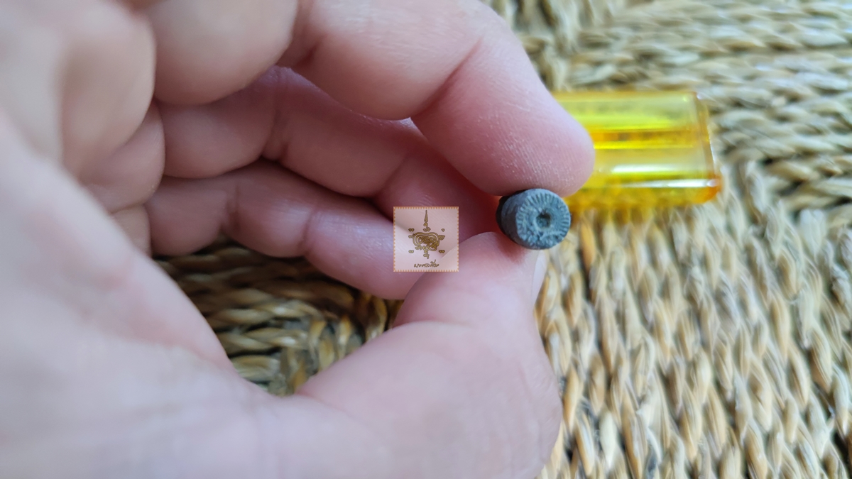 ตะกรุดหิน 3