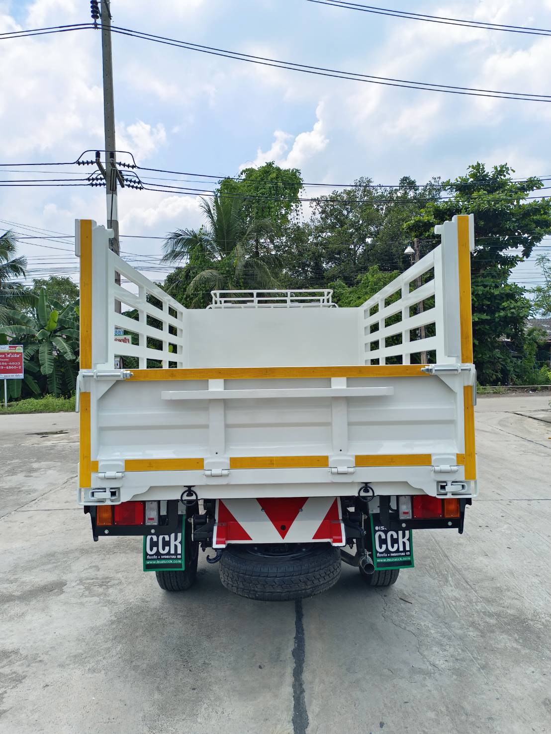 ISUZU NLR Euro 5 Max (ช่วงยาว 3 เมตร) หัวแชสซี (Chassis)