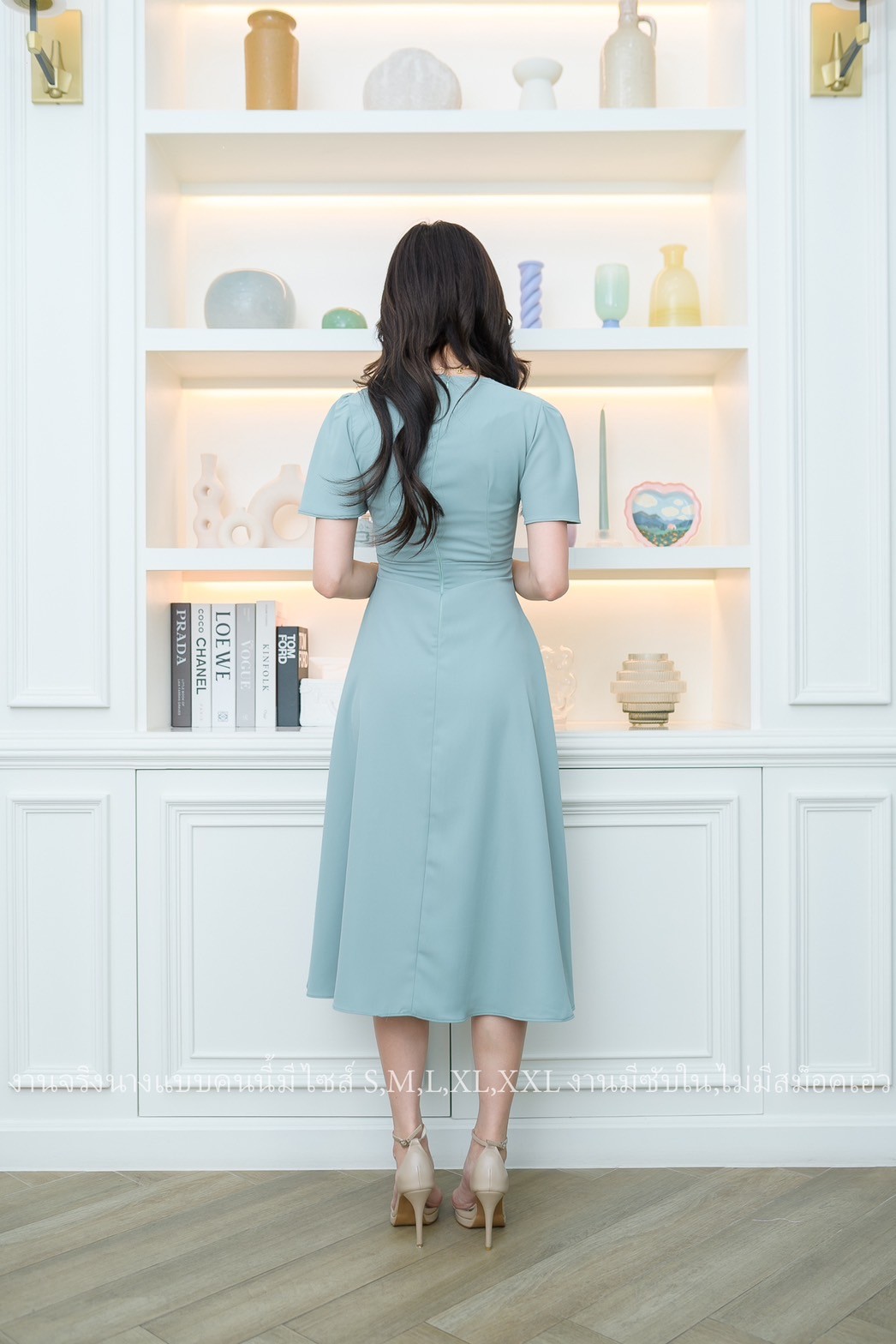 ชุดออกงาน/ชุดไปงานแต่งสีเขียวมิ้น/สีเขียวพาสเทล เดรสสั้นคอกลม แขนสั้นระบาย กระโปรงคลุมเข่า แนวเรียบหรู สวยดูดี ใส่ได้ทั้งงานกลางวัน/งานกลางคืน