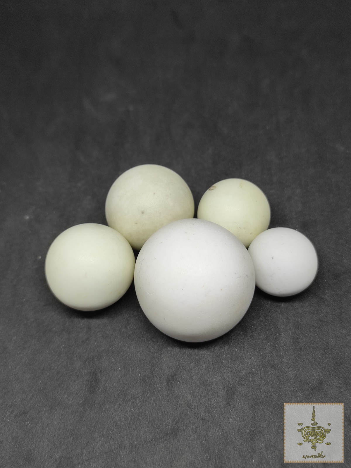 ไข่มุกถ้ำ เหล็กไหลขาว