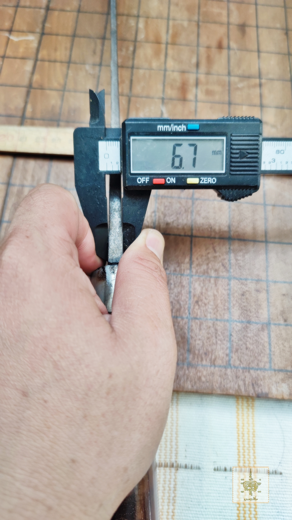 มีดเหน็บเก่า มีตอกตรา