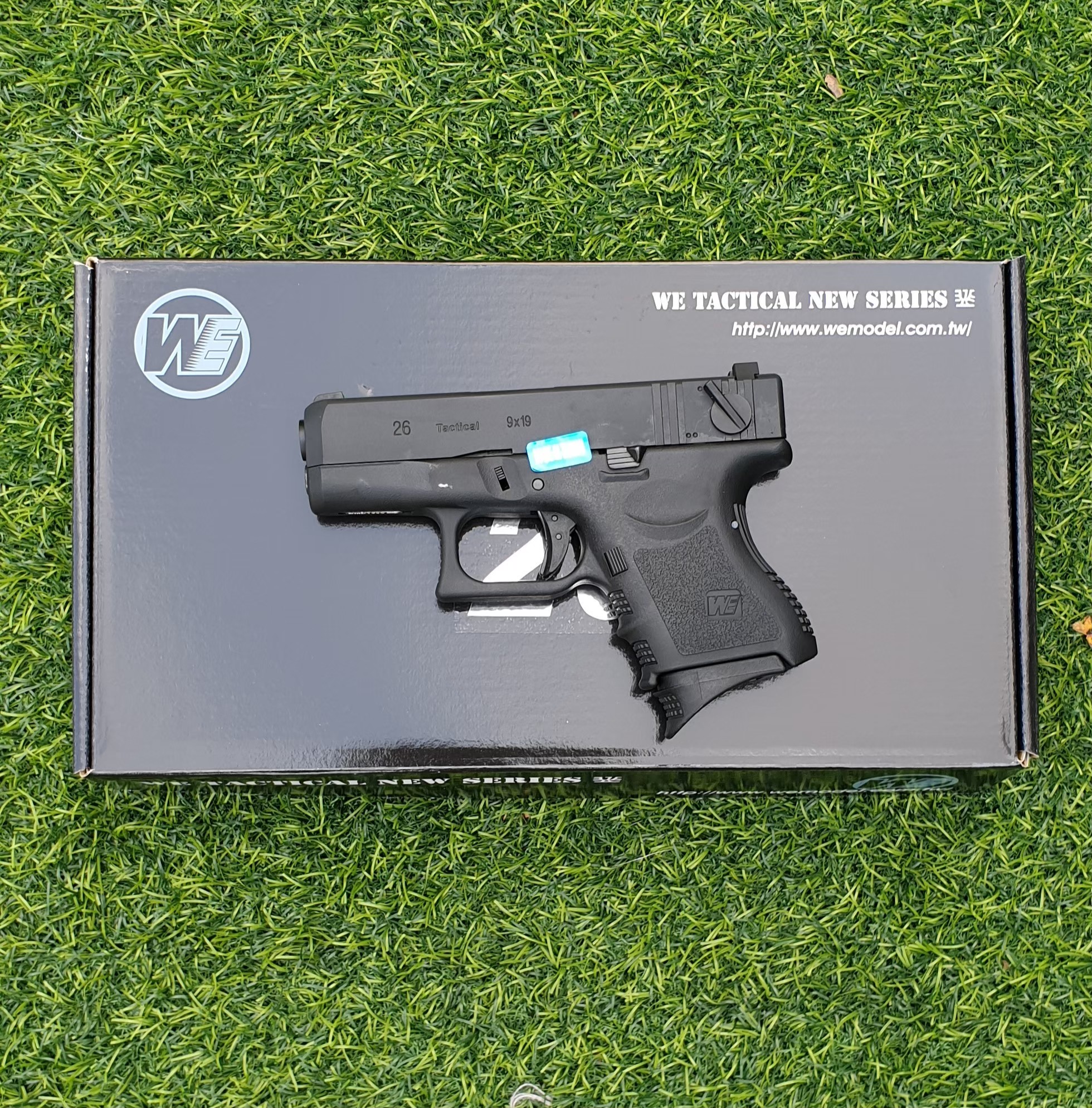 ปืนอัดแก๊ส WE รุ่น GLOCK 26 GEN 3 สีดำ (GAS System)