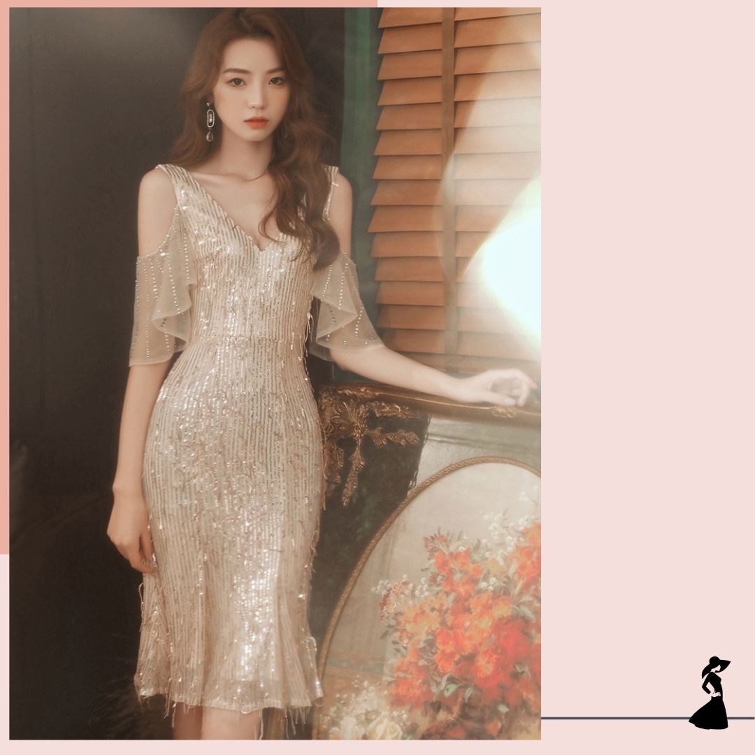 ชุดราตรี ชุดออกงาน ชุดไปงานแต่งงานสีครีมทอง ผ้าปักเหลื่อม เรียบหรู ดูแพง