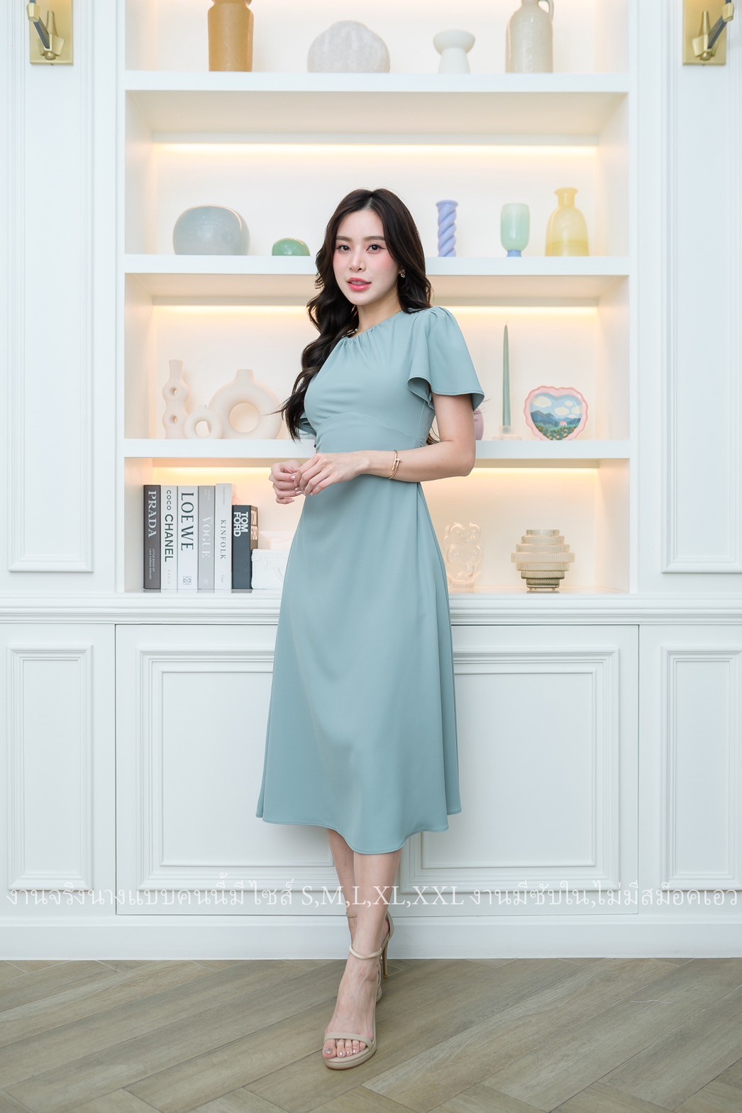 ชุดออกงาน/ชุดไปงานแต่งสีเขียวมิ้น/สีเขียวพาสเทล เดรสสั้นคอกลม แขนสั้นระบาย กระโปรงคลุมเข่า แนวเรียบหรู สวยดูดี ใส่ได้ทั้งงานกลางวัน/งานกลางคืน