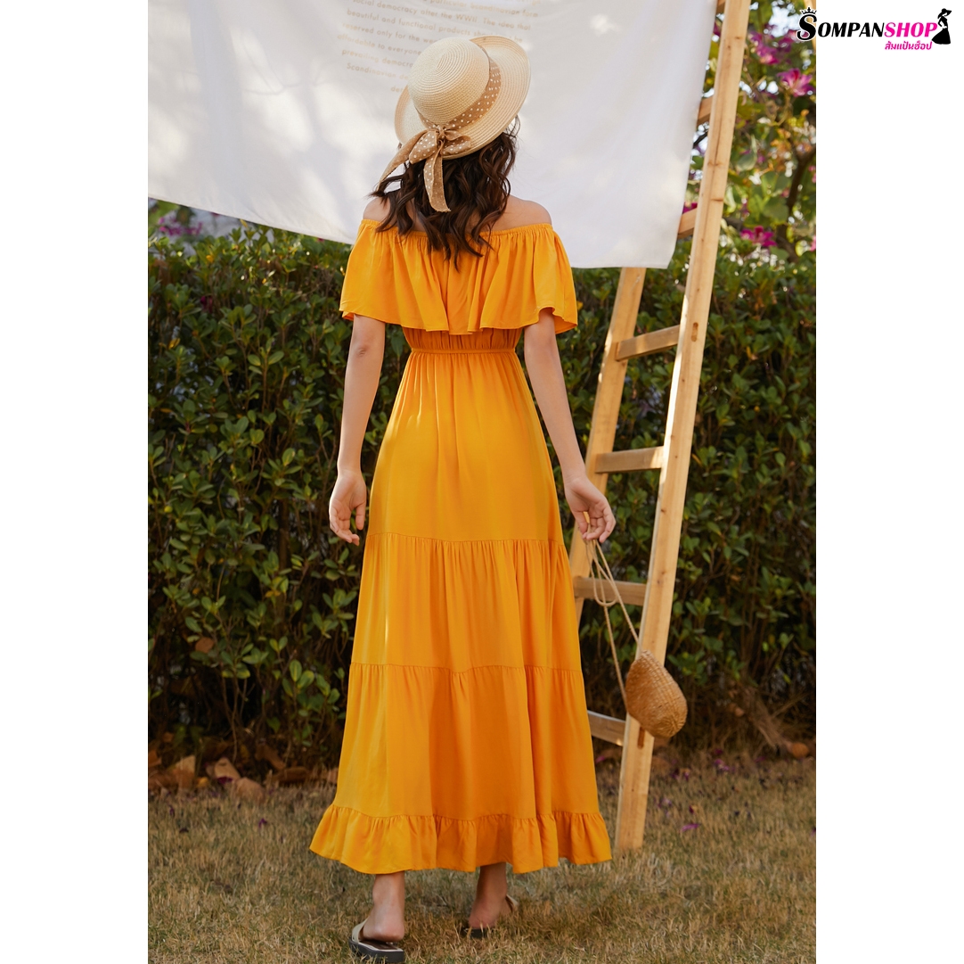 แม็กซี่เดรสยาวเปิดไหล่สีเหลือง กระโปรงยาวทรงบาน แฟชั่นชุดไปทะเล ชุดเที่ยวทะเล ชุดใส่เดินเล่นถ่ายรูปริมชายหาดสวยๆ