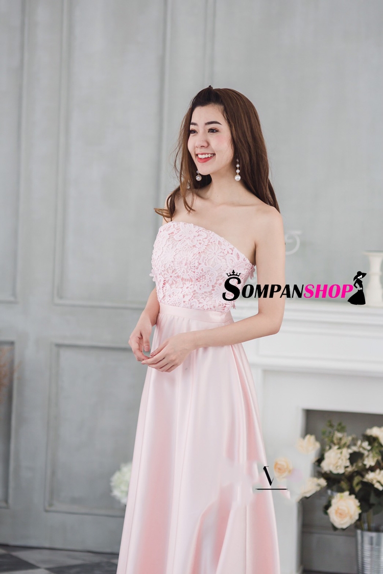 ชุดเดรสออกงานราตรียาวสีชมพู เกาะอกแต่งลูกไม้ สวย เริ่ด เรียบหรู