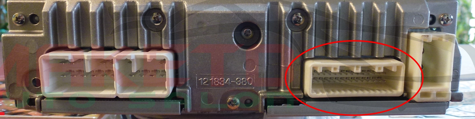 (R014) สายปลั๊กไฟวิทยุ Toyota เปิดระบบ Bluetooth พร้อมไมค์ สำหรับสายที่ต่อคอนโทรลพวงมาลัยอยู่แล้ว