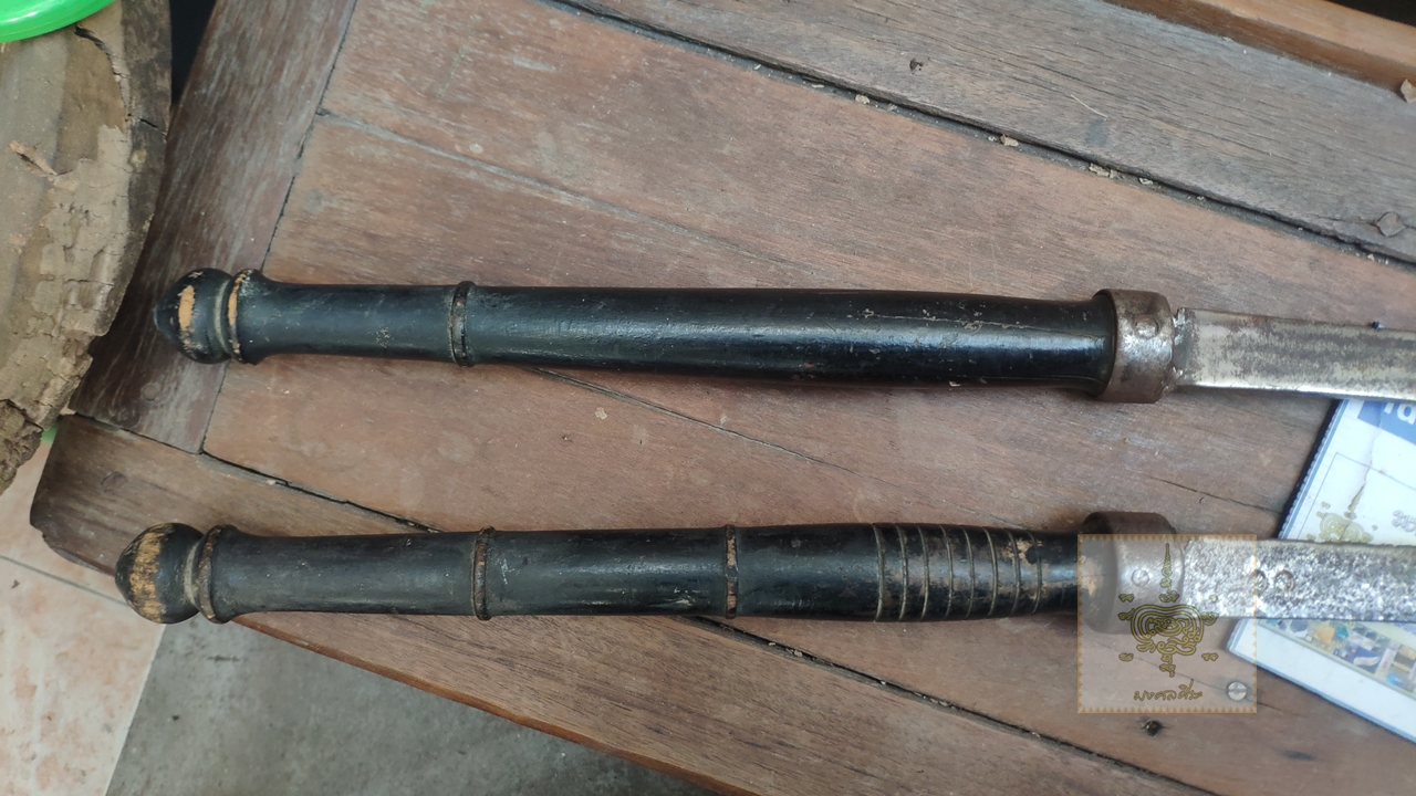 ดาบคู่ สำหรับแสดงศิลปการต่อสู้