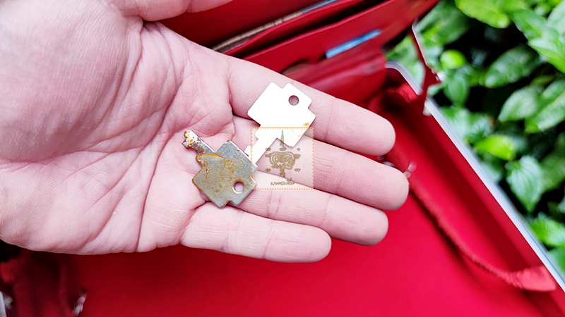 กระเป๋าหนัง เอกสารโบราณ ยี่ห้อ Niyom